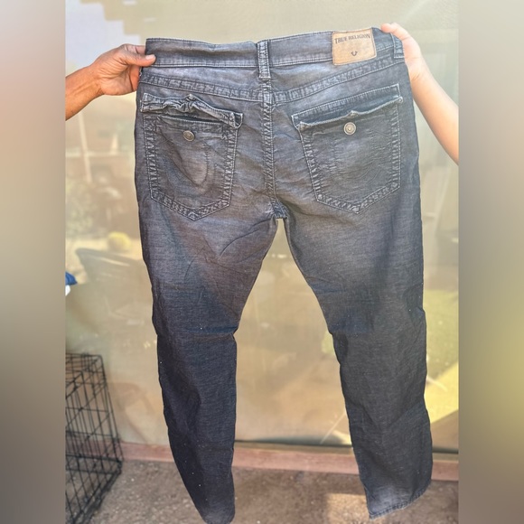 Hello - Picture 4 of 14